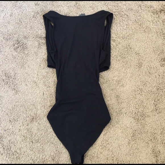 Express Sexy cutout one piece - Picture 3 of 7